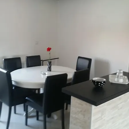 Maca Apartment