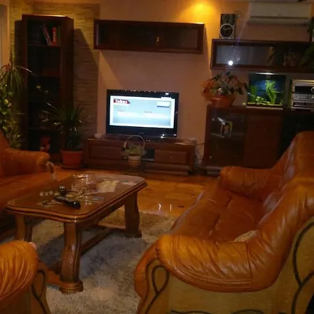 Apartment Maca Novi Sad