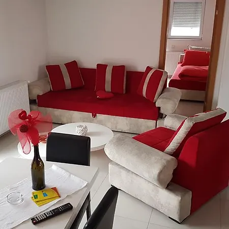Apartment Maca Novi Sad