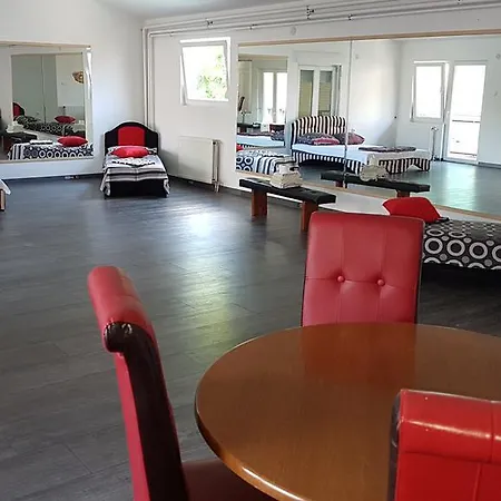 Maca Apartment