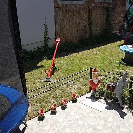 Maca Apartment *