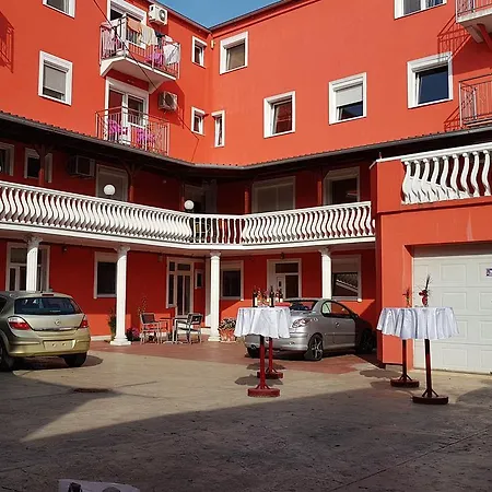 Maca Apartment